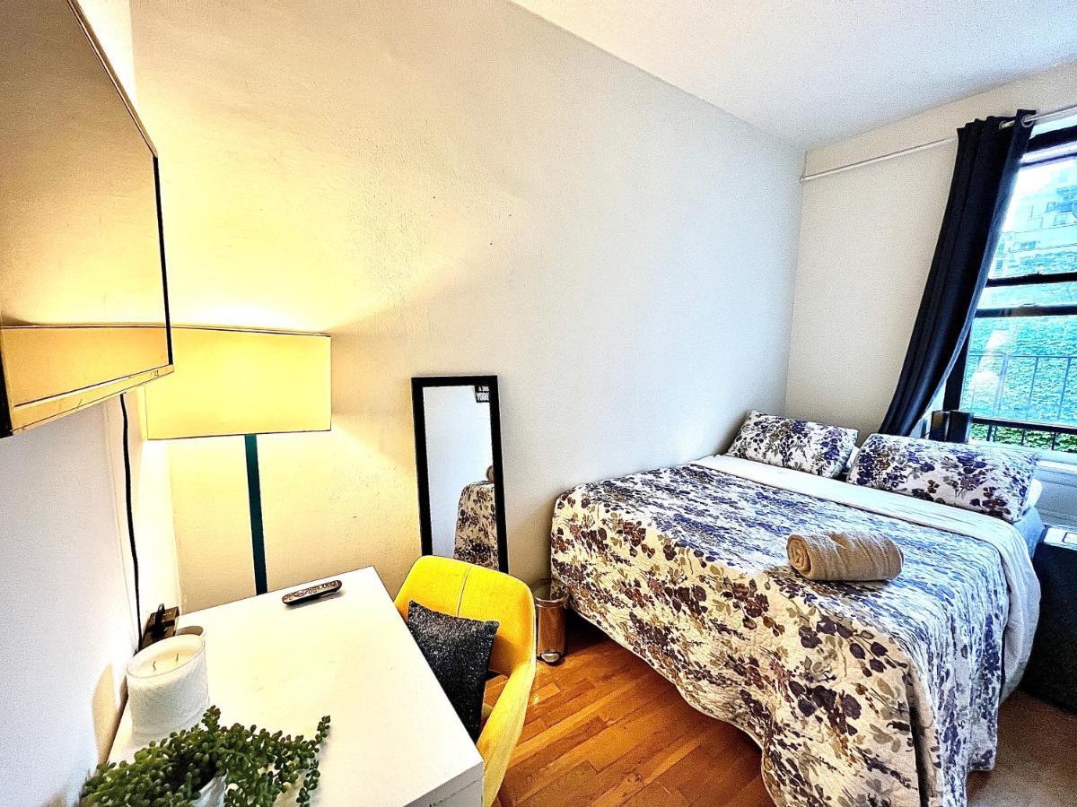 Manhattan -Ues - Room Accommodation New York Buitenkant foto
